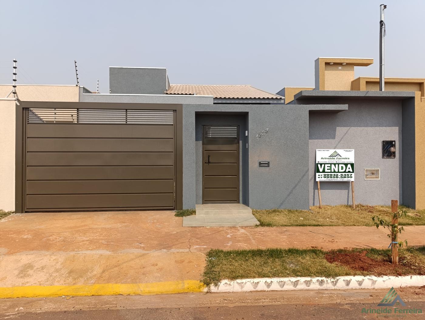 Casa para Venda, em S�o Gabriel do Oeste, bairro PRIMO MAFFISSONI, 3 dormit�rios, 2 banheiros, 1 su�te, 2 vagas