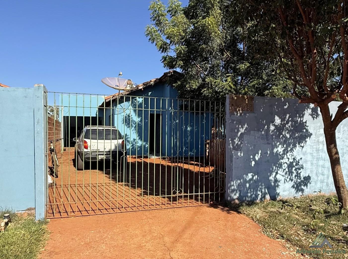 Casa para Venda, em S�o Gabriel do Oeste, bairro SAO CRIST�V�O, 2 dormit�rios, 2 banheiros